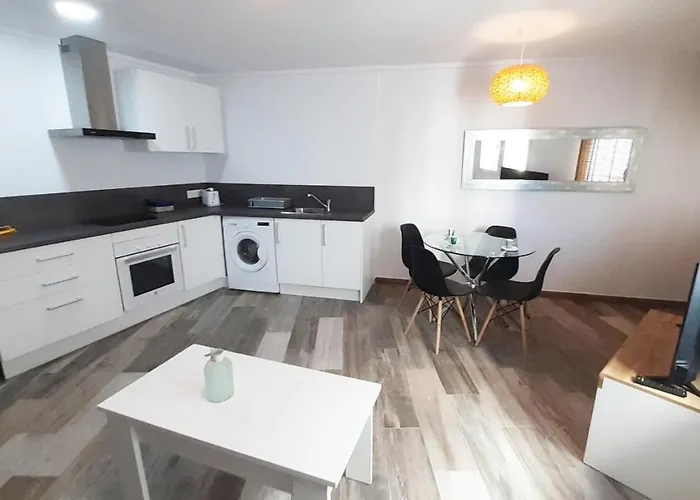 Al-andalusí El Conserje 3*