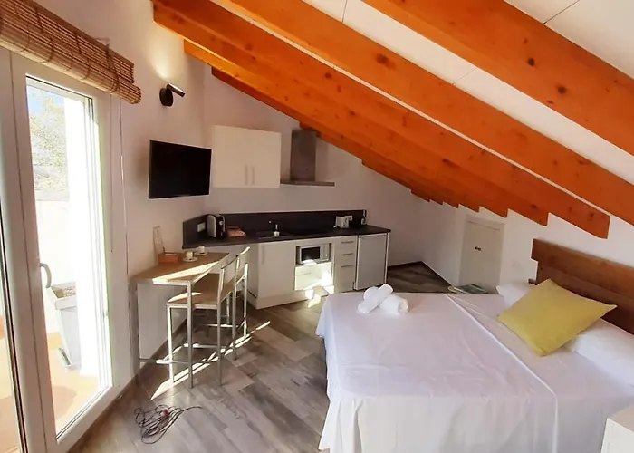 Al-andalusí El Conserje 3*